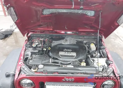 2013 Jeep Wrangler Unlimited Rubicon z USA, uszkodzony, nr VIN 1C4BJWFG4DL598983